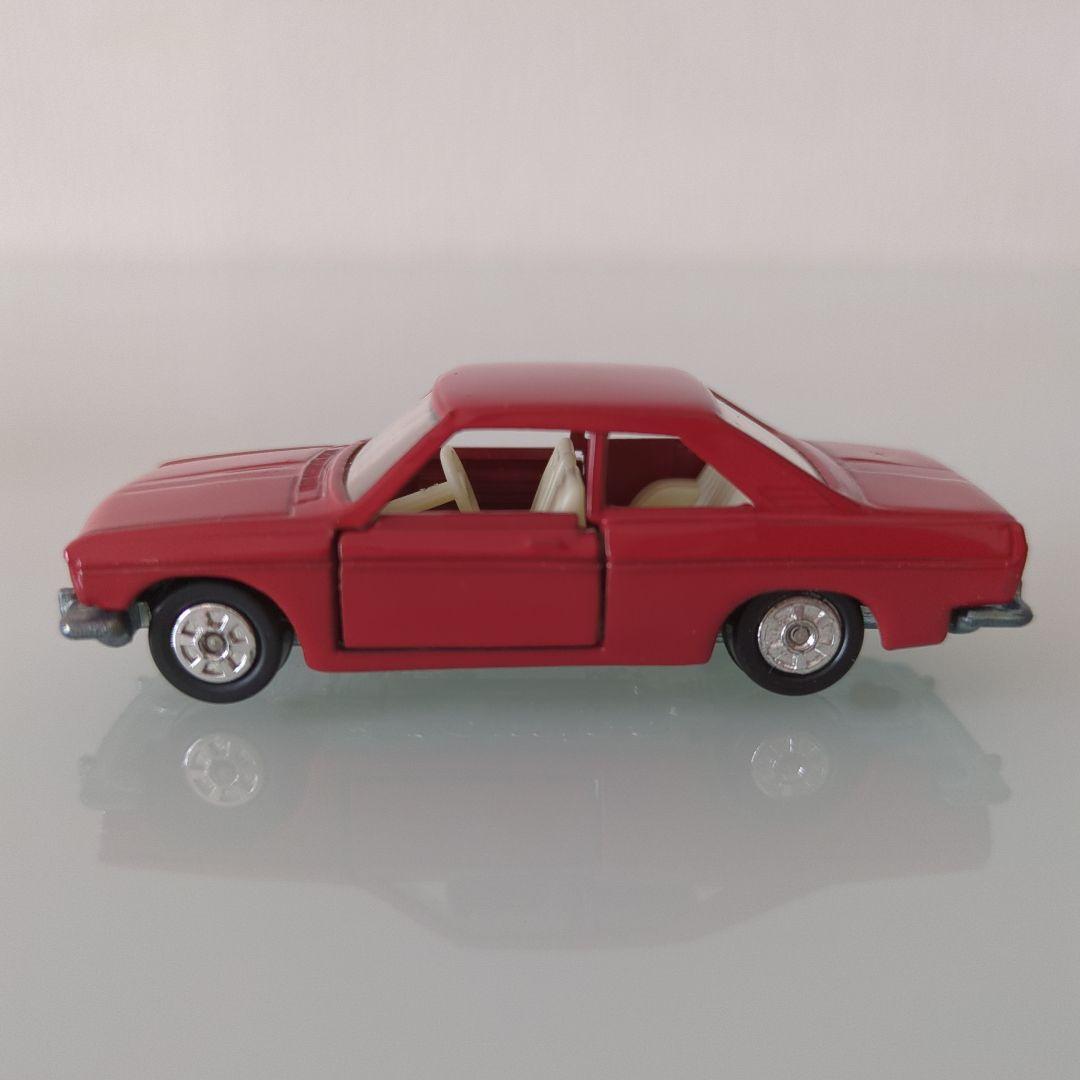 【美品】黒箱 トミカ 1/60 ブルーバードSSSクーペ 赤