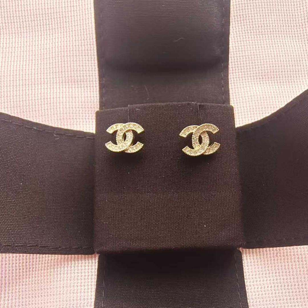 CHANEL COCOマークピアス メタル&ストラスゴールド
