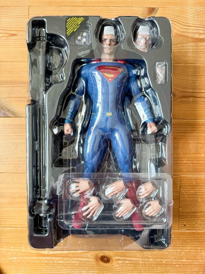 ホットトイズ　ジャスティス・リーグ スーパーマン フィギュア