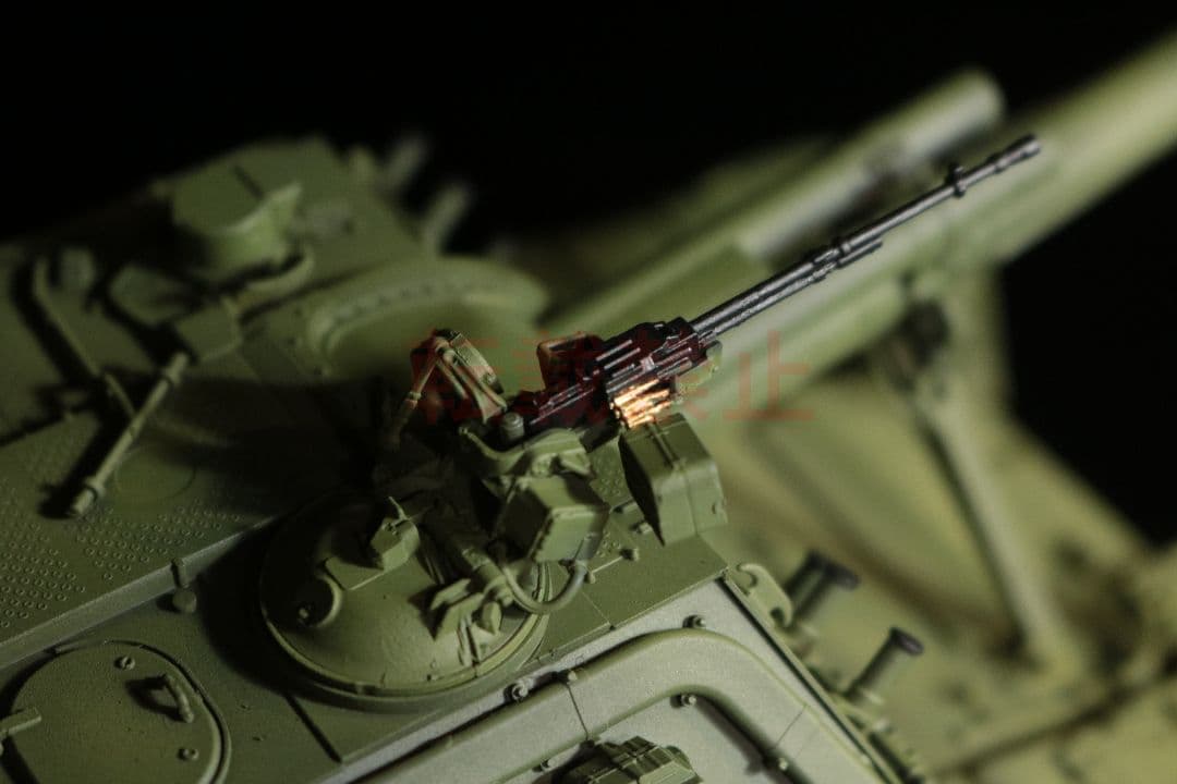 【完成品】 1/35 ロシア軍 2S19 ムスタS プラモデル ズベズダ