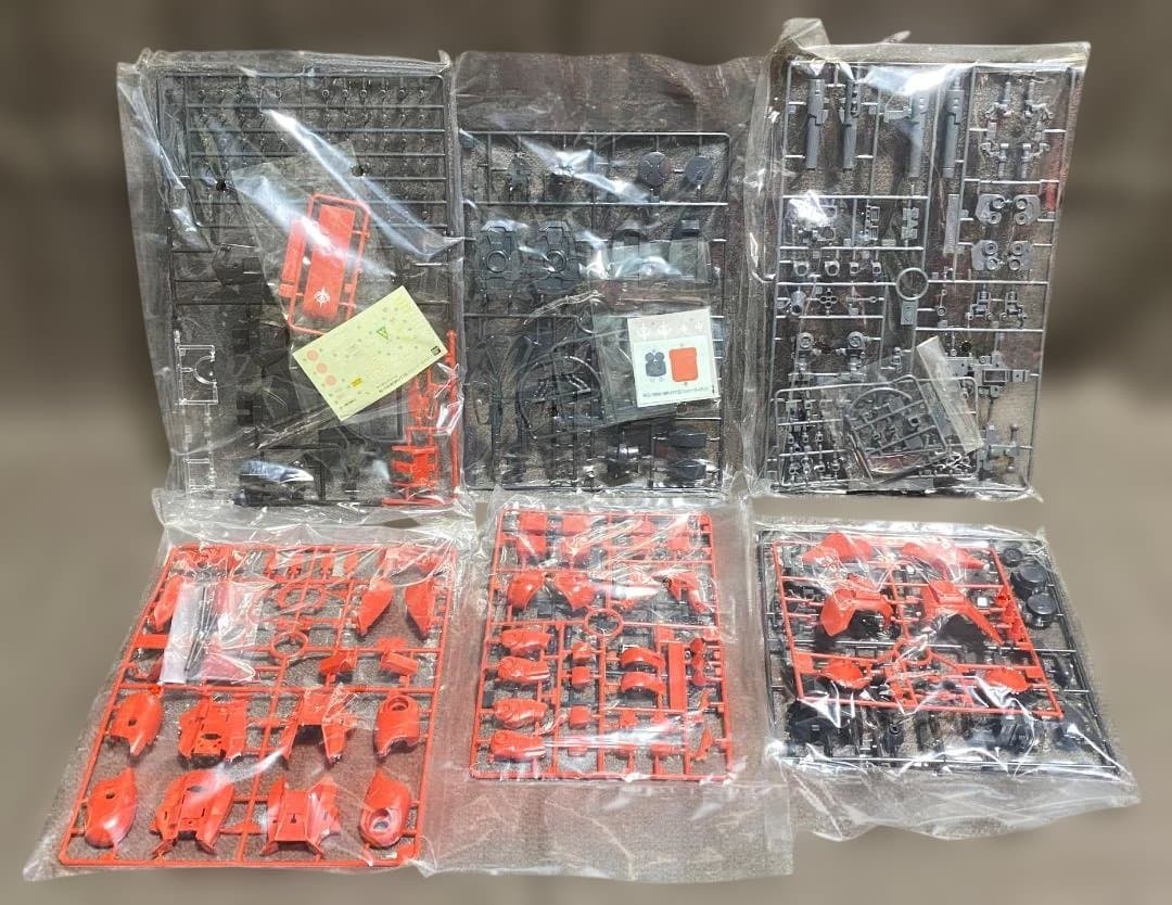 MG 1/100 MS-06R-2 ZAKUⅡジョニー・ライデン機【未組み立て】