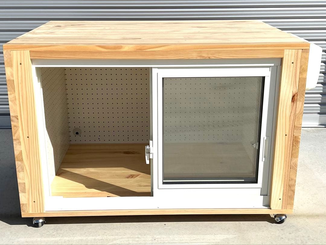 即発送　完成品　新品未使用品　犬小屋　わんちゃん　キャットハウス　ねこ　猫