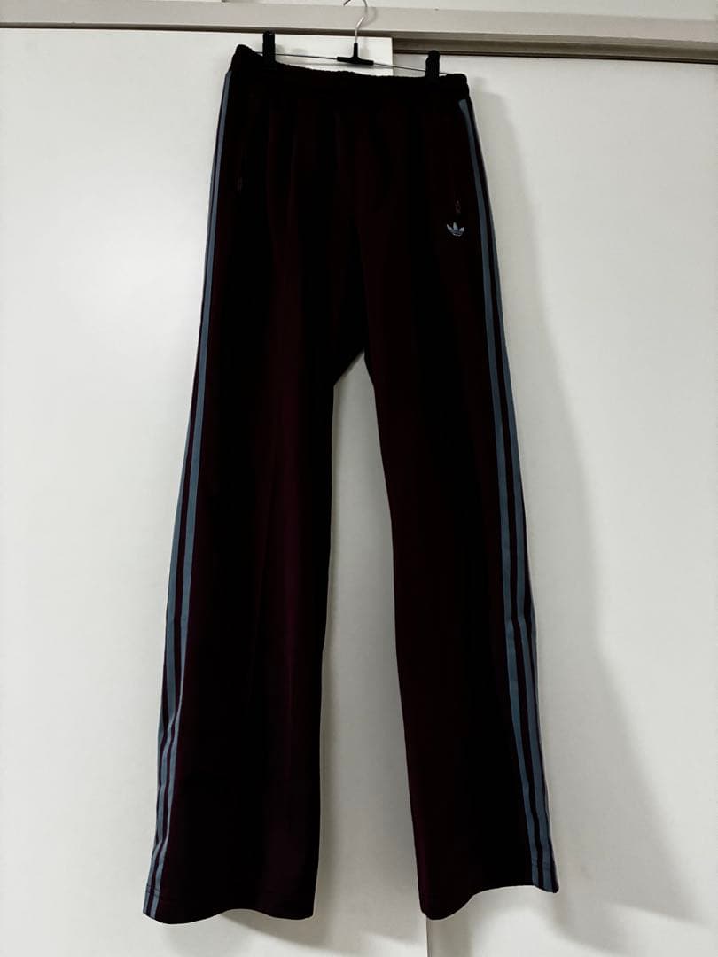 【美品】adidas トラックパンツ　バーガンディ