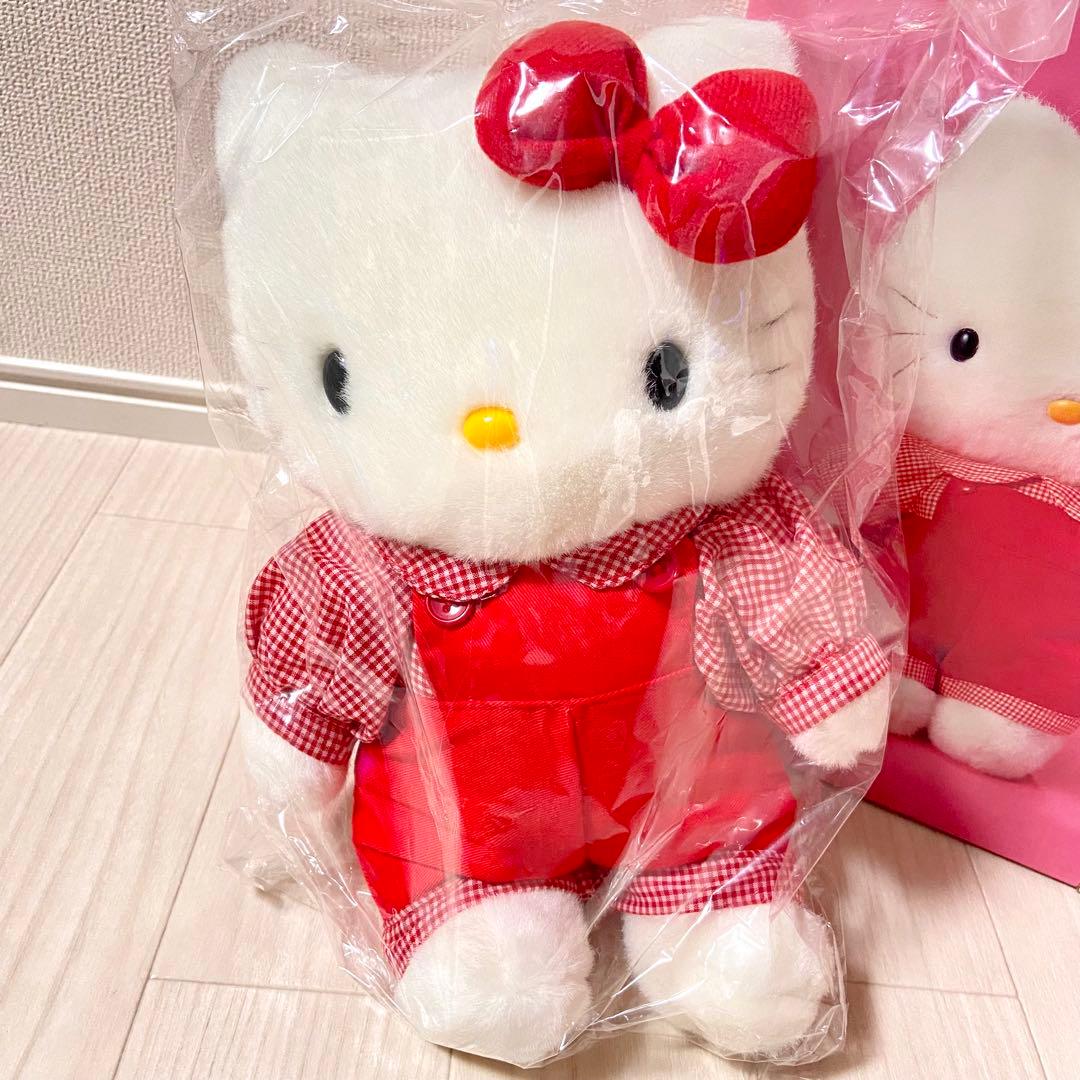 希少！新品 サンリオ キティ 数量限定 シリアルナンバー ぬいぐるみ レトロ