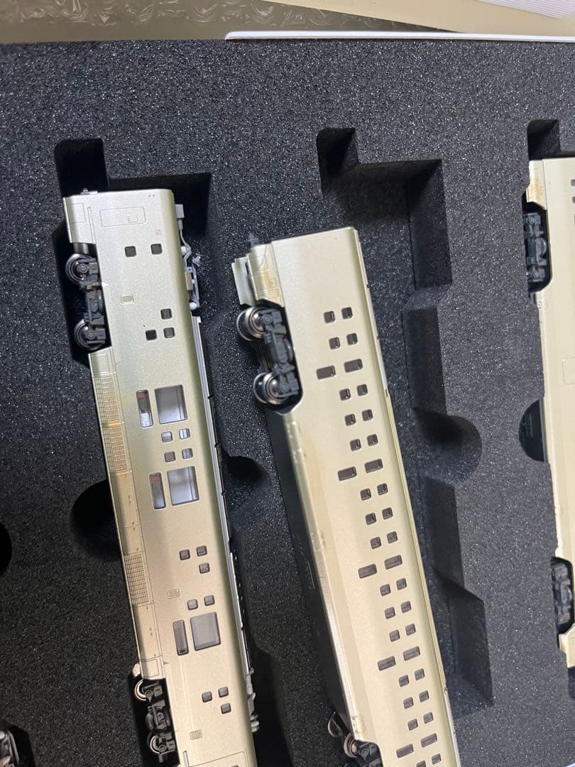 TRAIN SUITE 四季島 (KATO)初期製造限定ロッド ジャンク