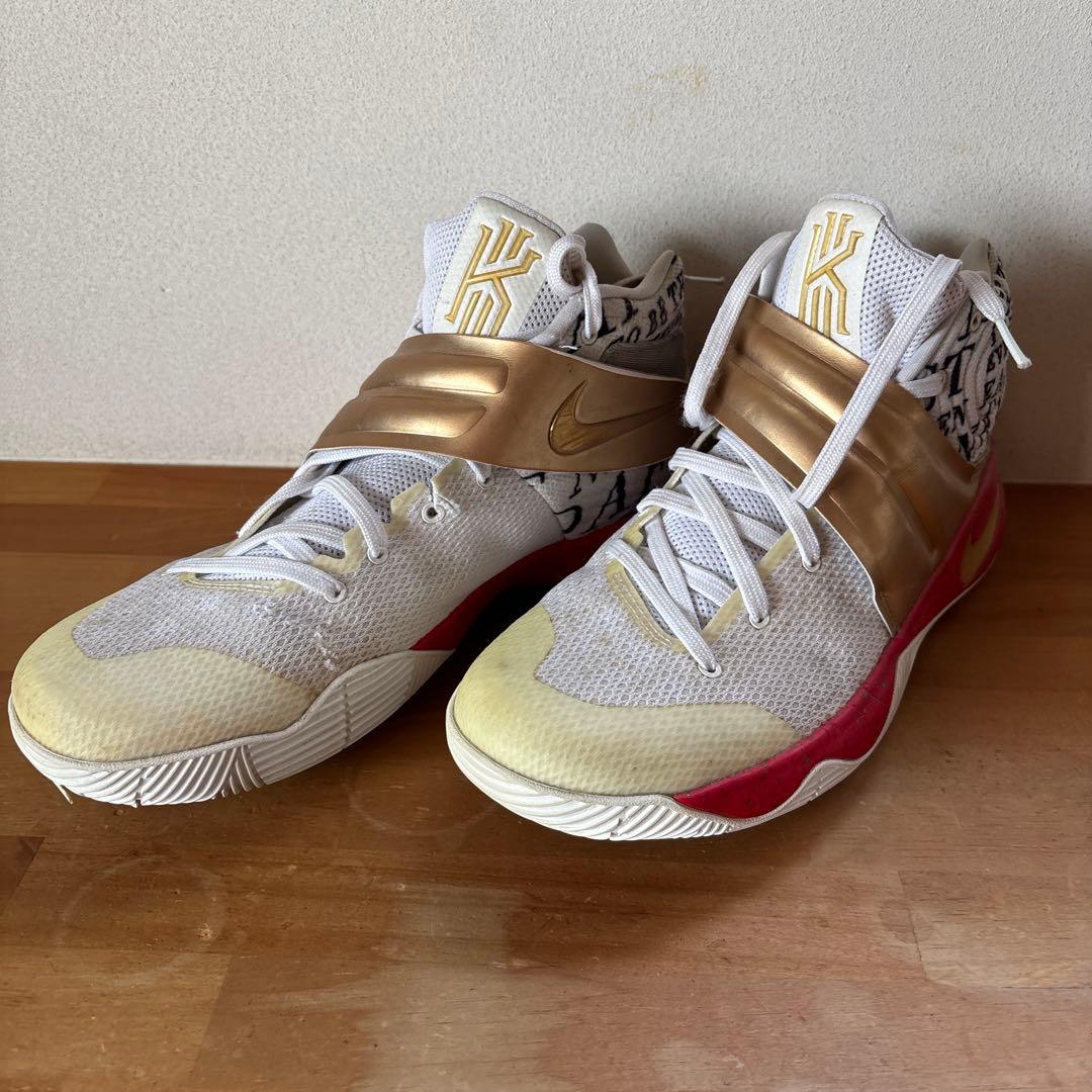 Nike Kyrie 5 ホワイト/ゴールド/レッド