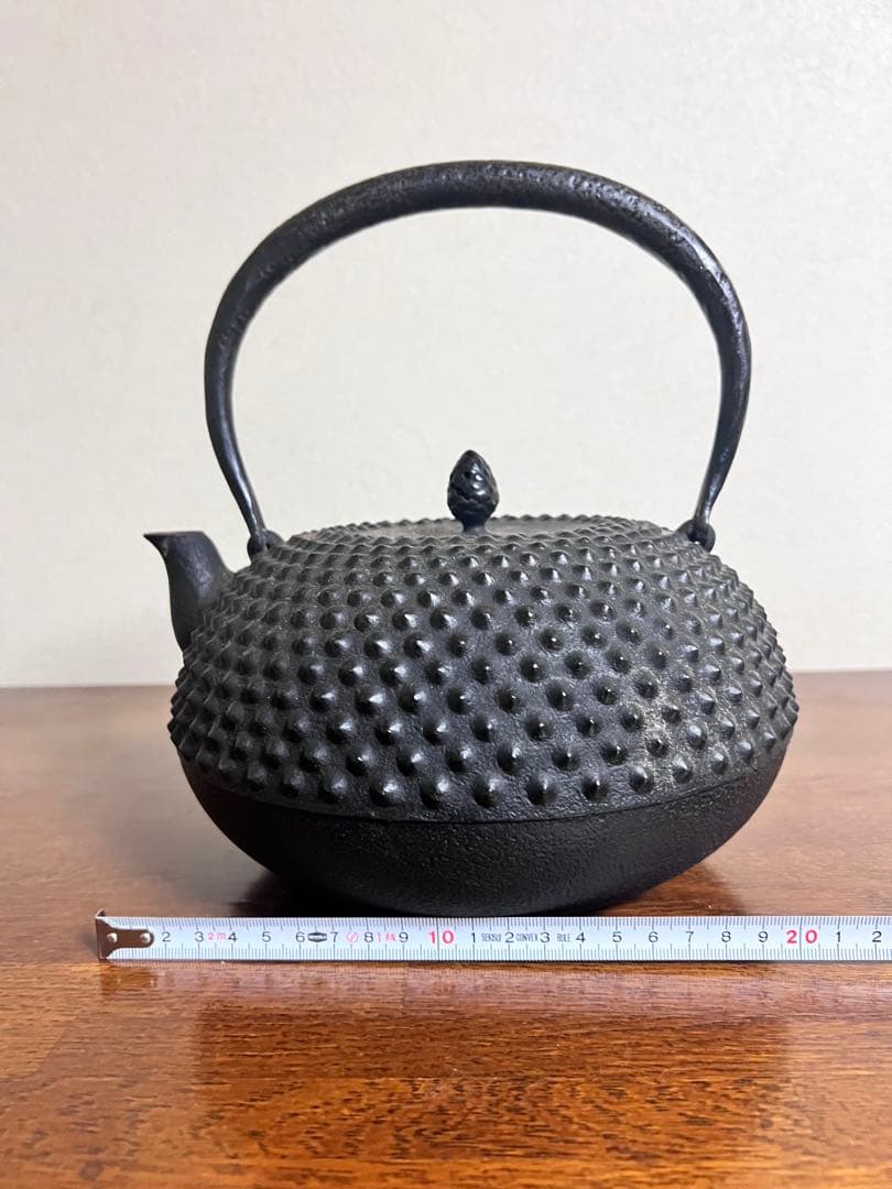 南部藩御用鋳物師　１６代鈴木盛久(成郎)作 鉄瓶