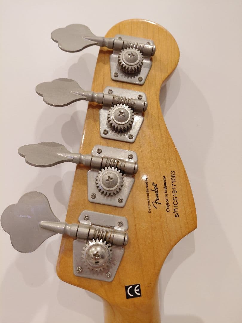 Squier Classic Vibe Precision Bassエレキベース