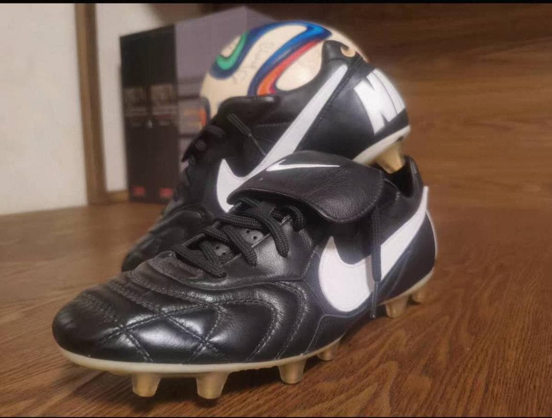 新品未使用　NIKE tiempo premier 94 26.0cm カントナ