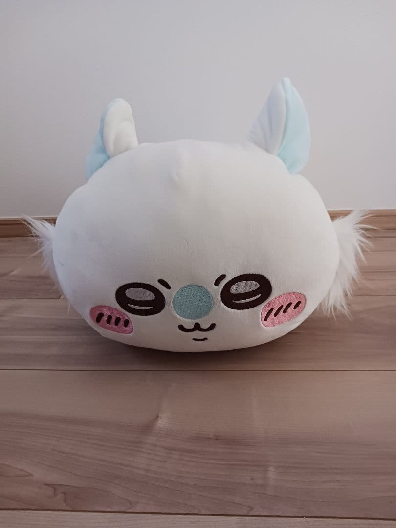 ちいかわ　低反発クッション　うさぎ　モモンガ　ぬいぐるみ　マスコット　カブちゃん