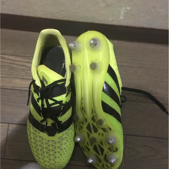 サッカースパイク アディダス 取り替え式