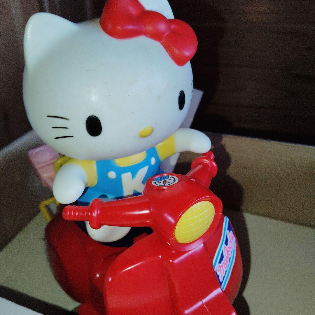 キティちゃんメロディースクーター