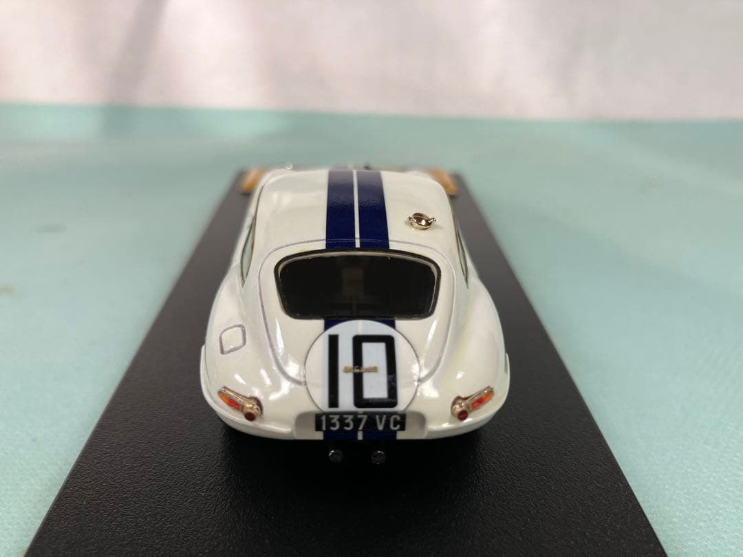 テクノモデル　１／４３　ジャガー　Ｅタイプ　１９６２年ル・マン　No.１０　白