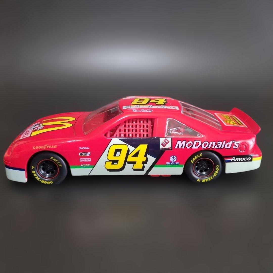 1/18ミニカー　 NASCAR FORD THUNDERBIRD#94