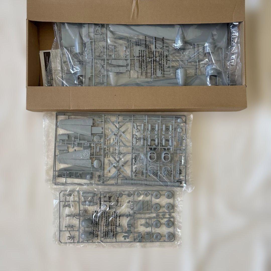 アメリカレベル B-29 スーパーフォートレス 1/48スケール 85-5711