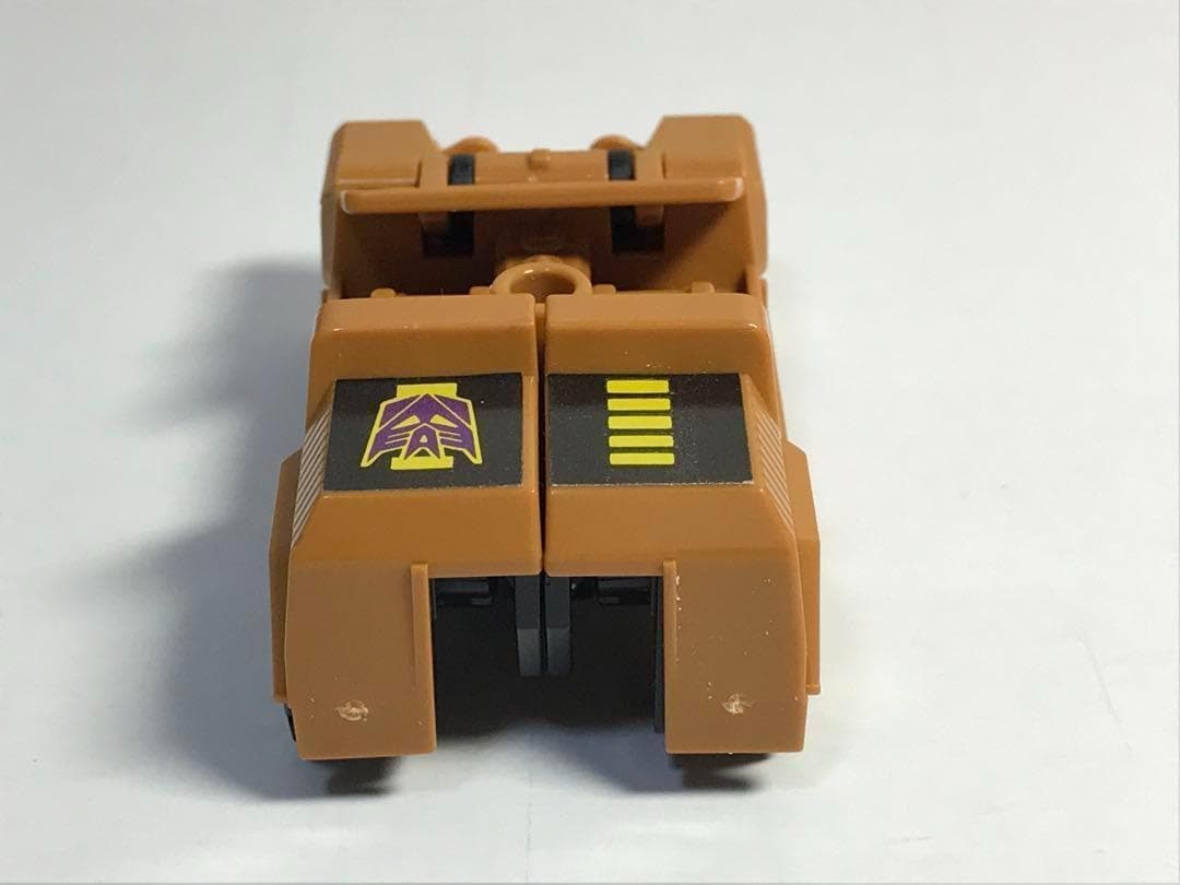 トランスフォーマー D-68 スインタル