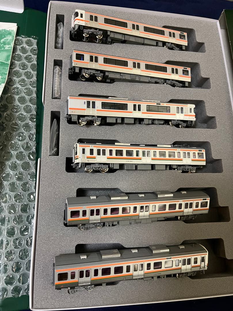 KATO10-1862 211系+311系-2600番台　東海本線６両セット美品
