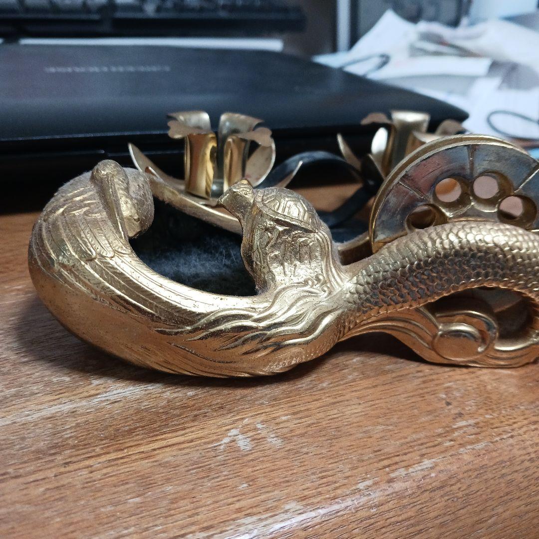 糸引きと燭台