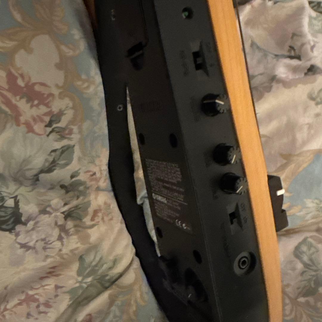 YAMAHA サイレントギター SLG-100N ケース有り