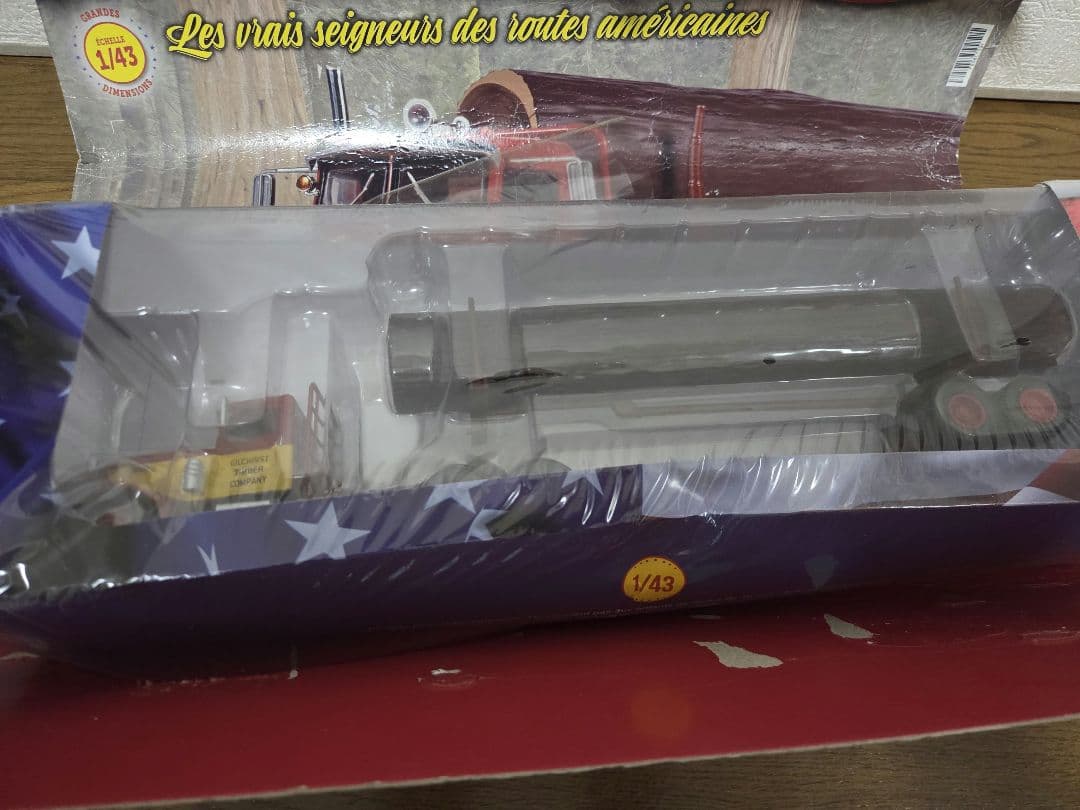 1/43 Peterbilt 281 ピータービルト 材木運搬トレーラー