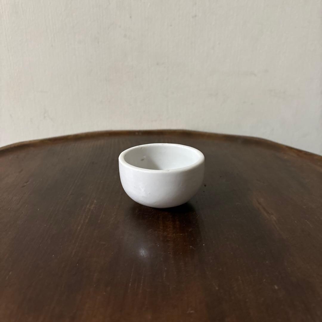 李朝　日帝時代　白磁ぐい呑み　筒盃　骨董　アンティーク　秦秀雄　白洲正子