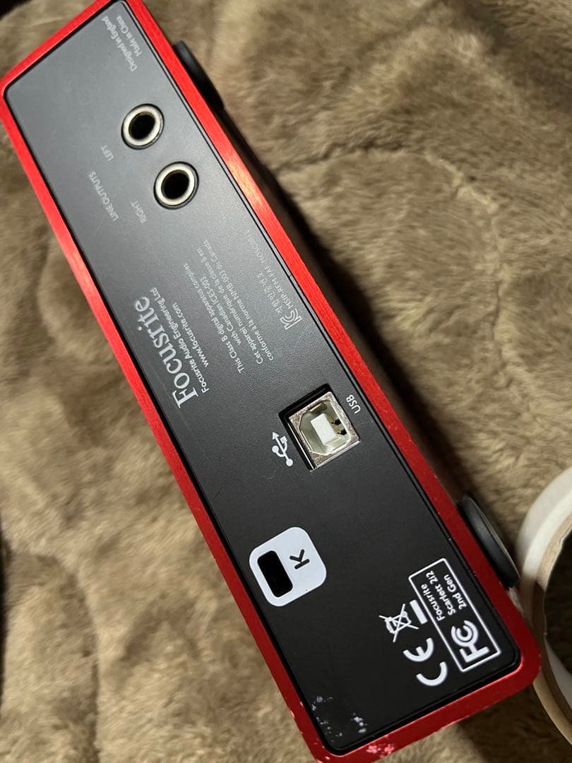 Focusrite Scarlett 2i2 オーディオインターフェイ