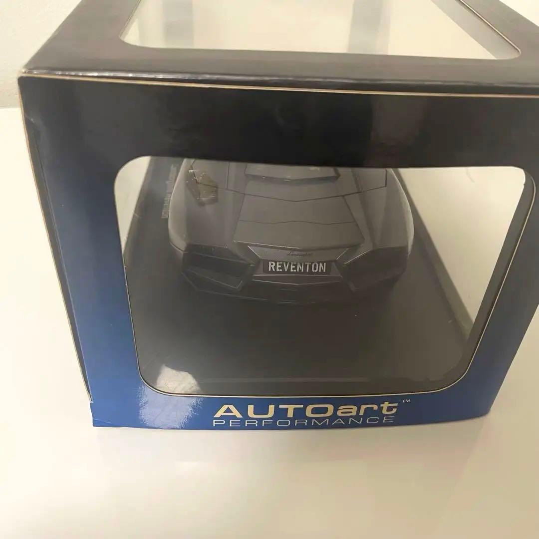 ランボルギーニ レヴェントン AUTOART 1/18