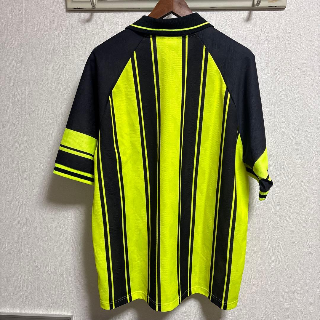 ナイキ　ビンテージ　サッカーユニフォーム 90sドルトムント　カラーリングモデル