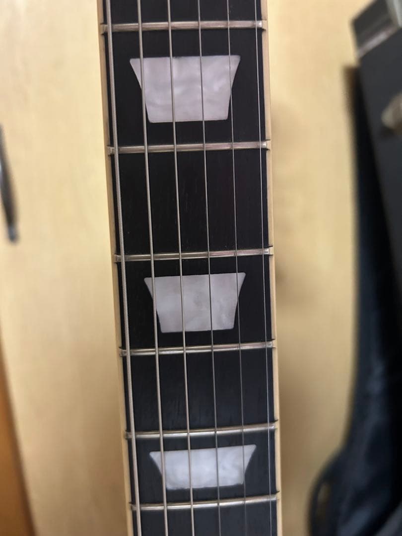 Gibson SG アイボリー ギターケース付き