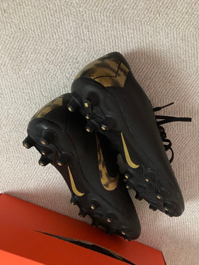 NIKEスパイ