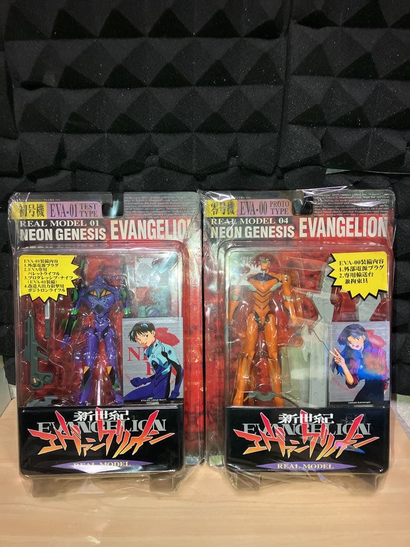 希少　未開封　当時物　新世紀エヴァンゲリオン リアルモデル フィギュア　4個