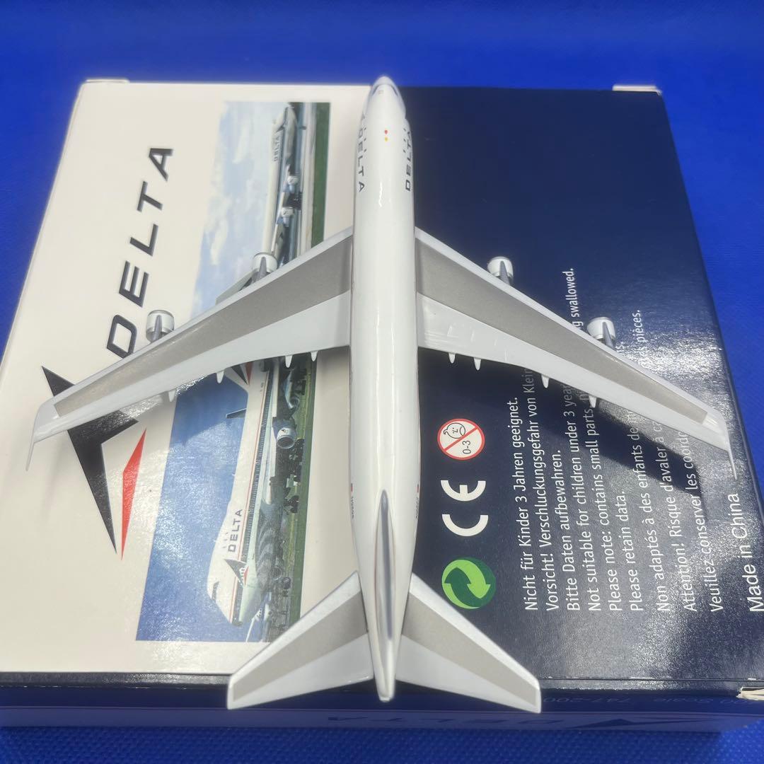 DELTA デルタ航空 747-100 N9898 1/400 モデル