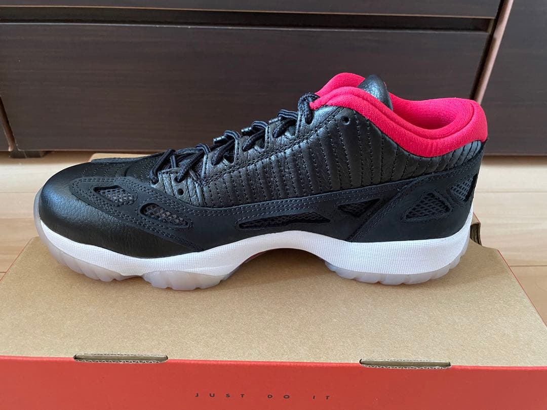 AIR JORDAN 11 RETRO LOW IE BRED 黒赤 27cm
