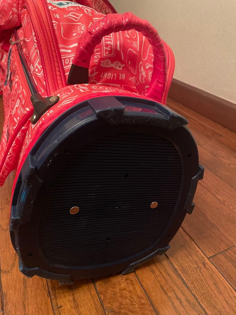 ピンク ゴルフバッグ ロゴ入り