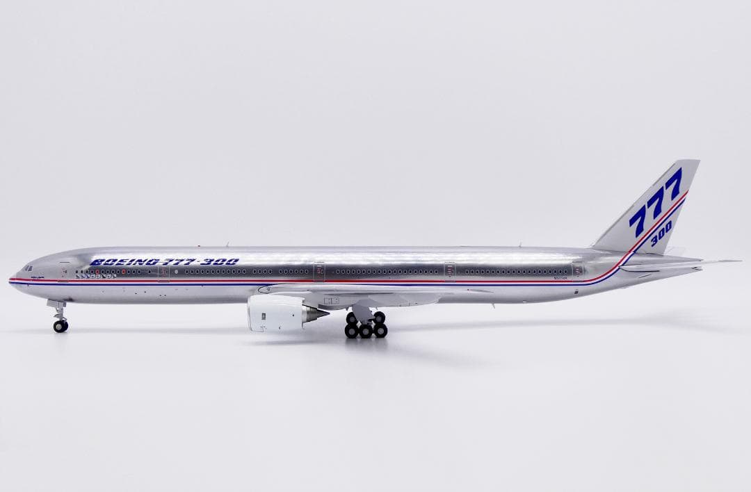 ボーイング 777-300 N5014K 1/200