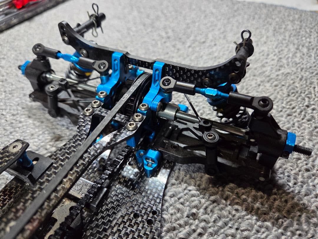 タミヤ TRF420X (ゼロトライブミッドコンバージョン仕様)