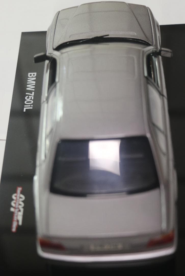 特注００７　ＢＭＷ７５０IL　 1/24 　限定品　中古品
