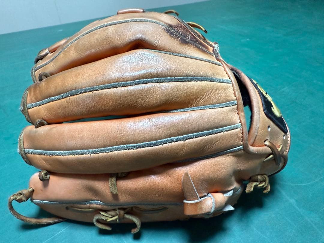 野球　アサダスポーツ　オーダー硬式グローブ 内野手用　右投げ