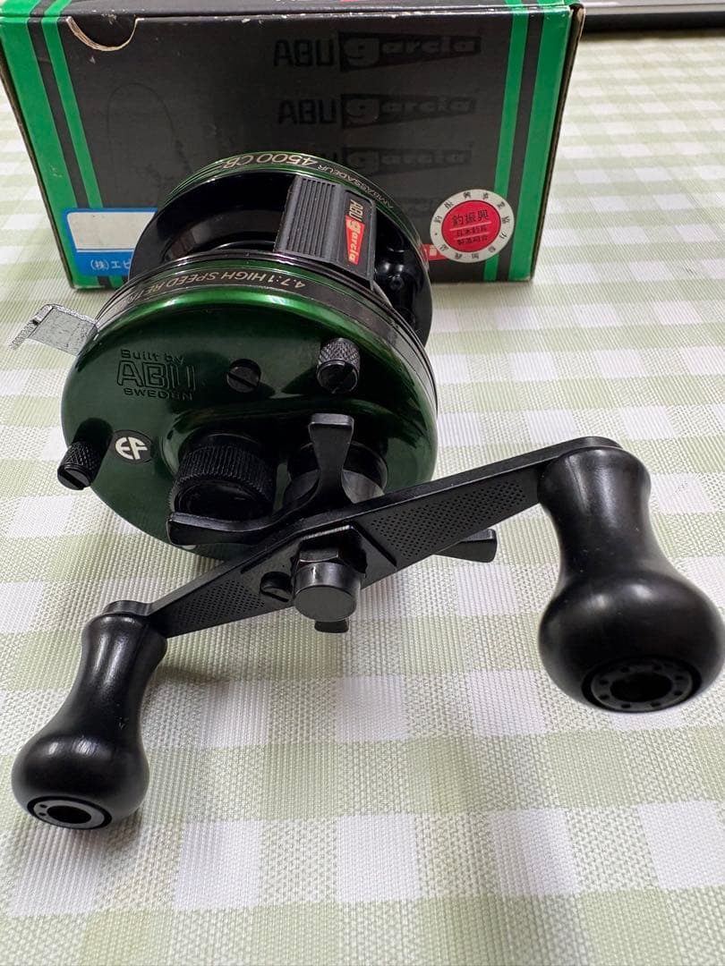 アブガルシア アンバサダー 4500CB グリーン Abu Garcia