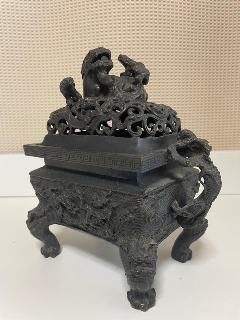 中国古美術　香炉　中国　獅子　銅　彫刻　卓上像　彫刻像　アンティーク　骨董