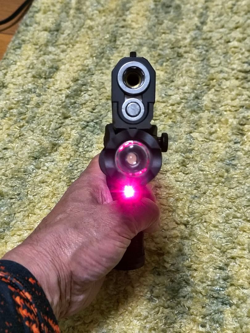 XTREME .45 ガスガン X400 ULTRAライト付き
