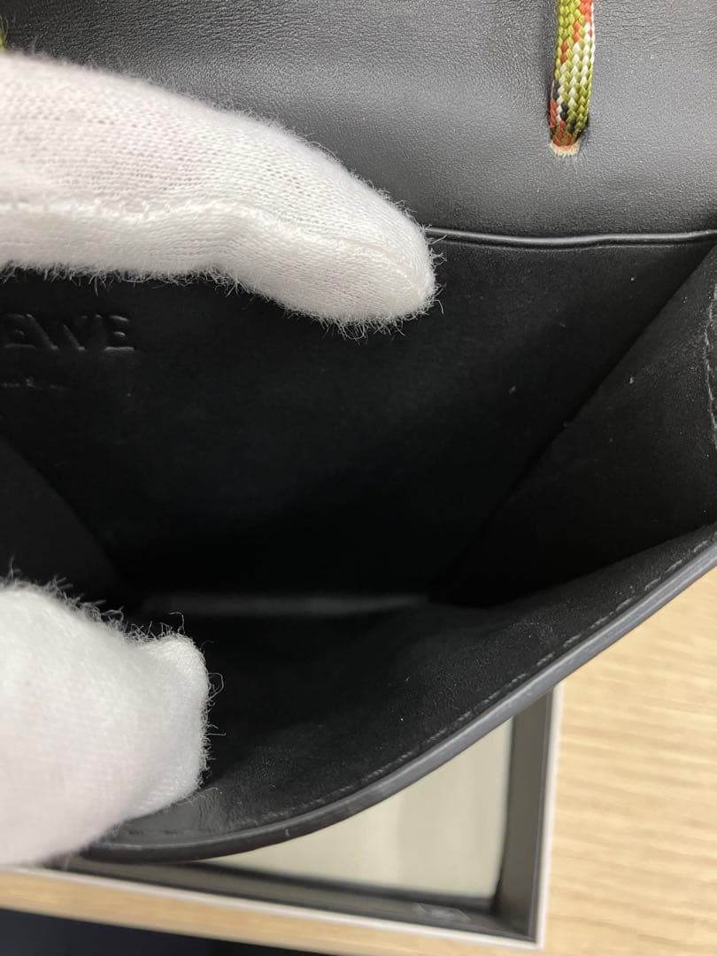 超美品　LOEWE　ネックポケット ベージュ （ロエベ）【タイムSL】