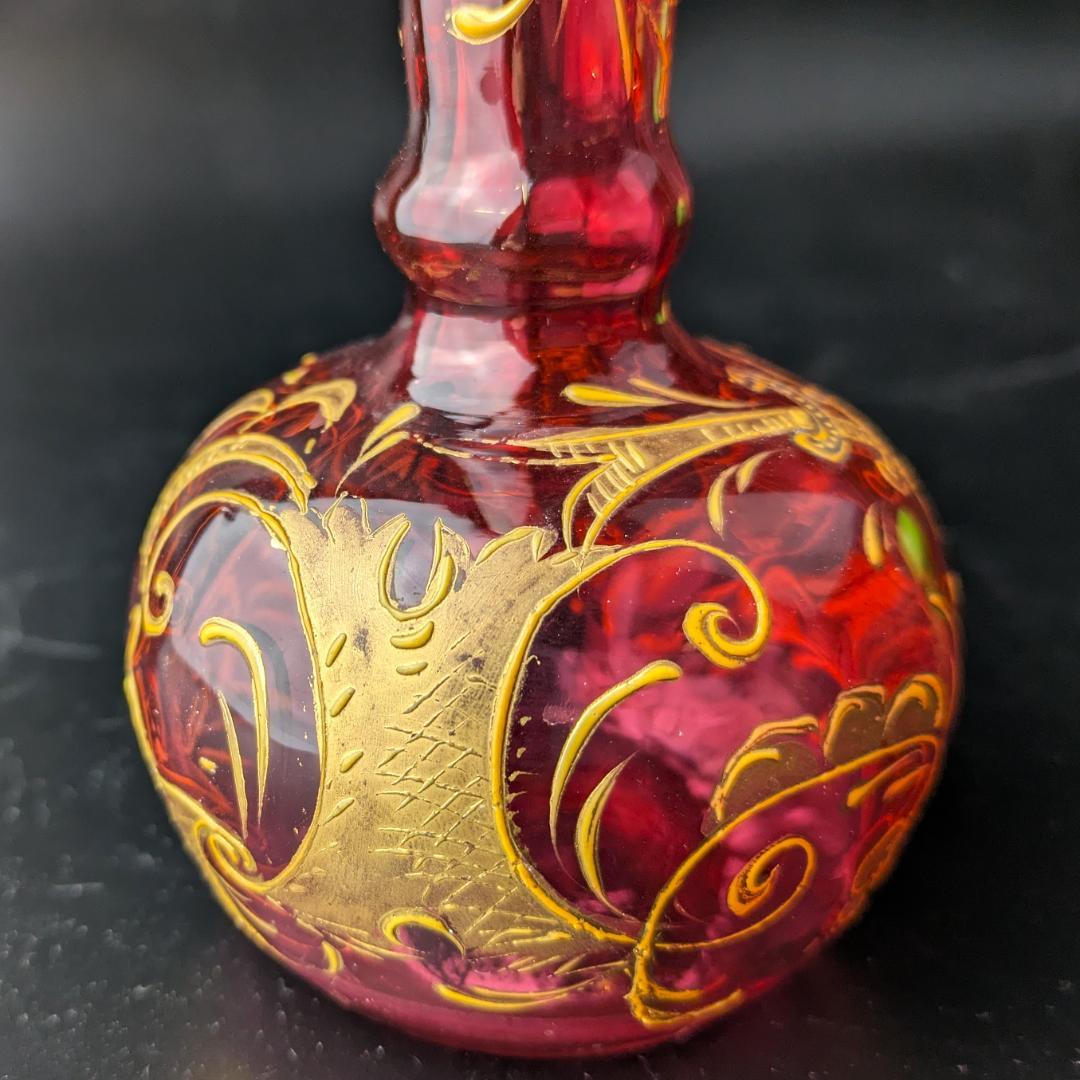 【輝く】オールドモーゼル ルビー 金彩銀彩 唐草紋様 花瓶25cm アンティーク