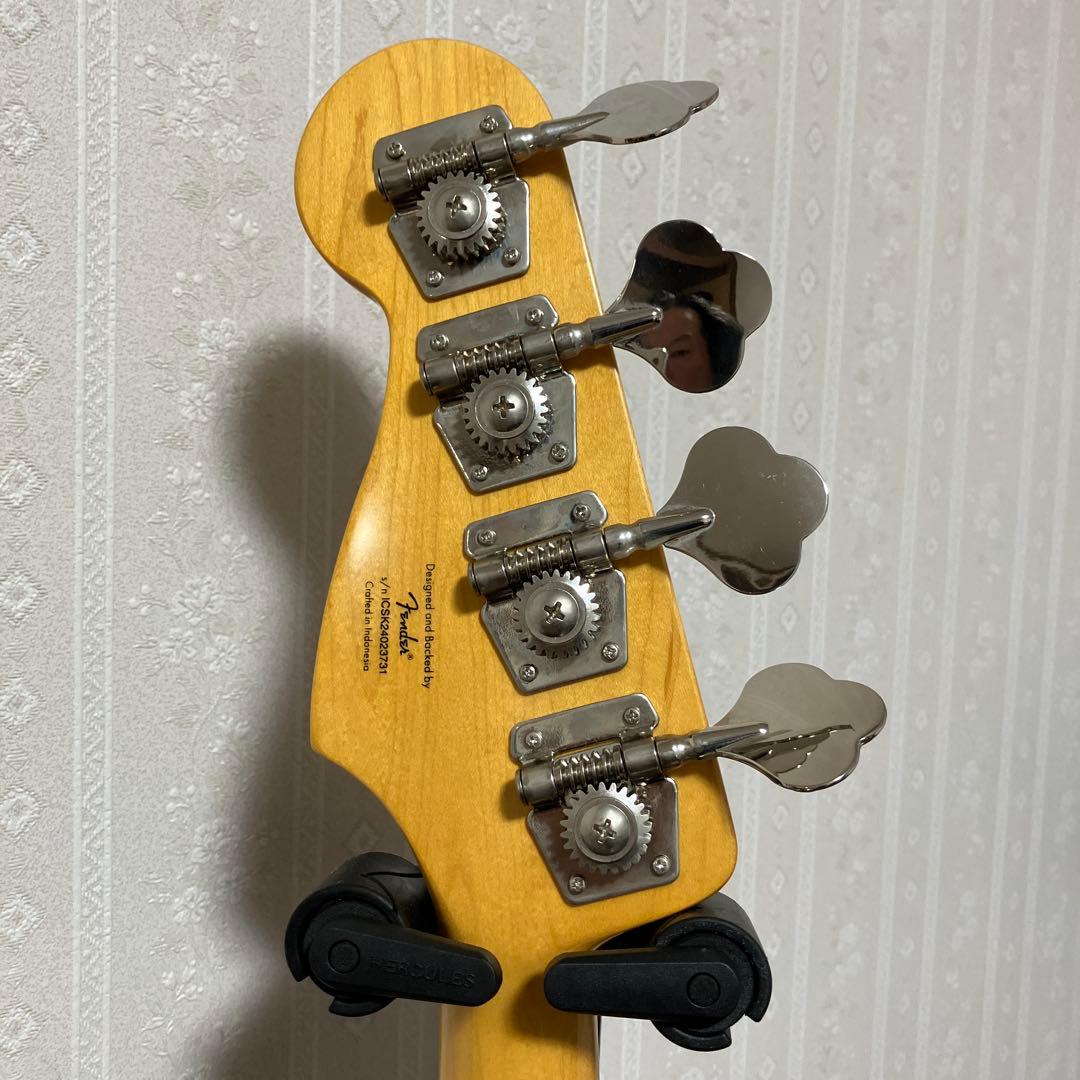ベース Squier ClassicVibe '60s Jazzbass