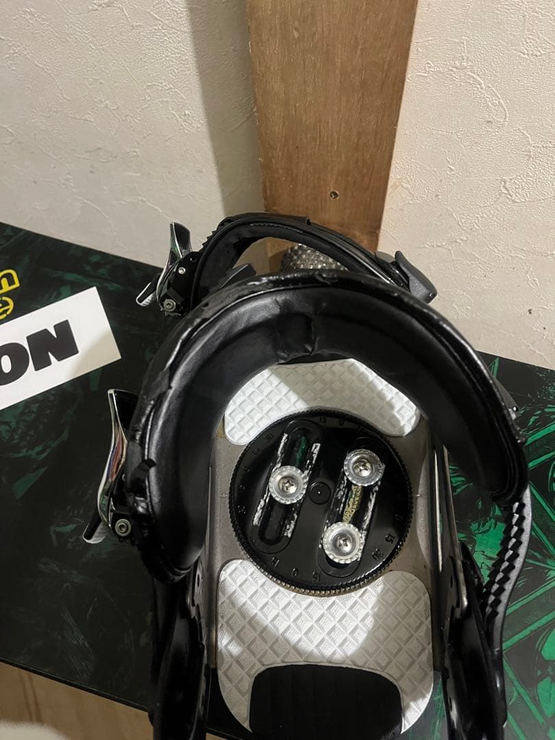 初中級グラトリ、カービングボード！BURTON DEUCE 152cm RIDE