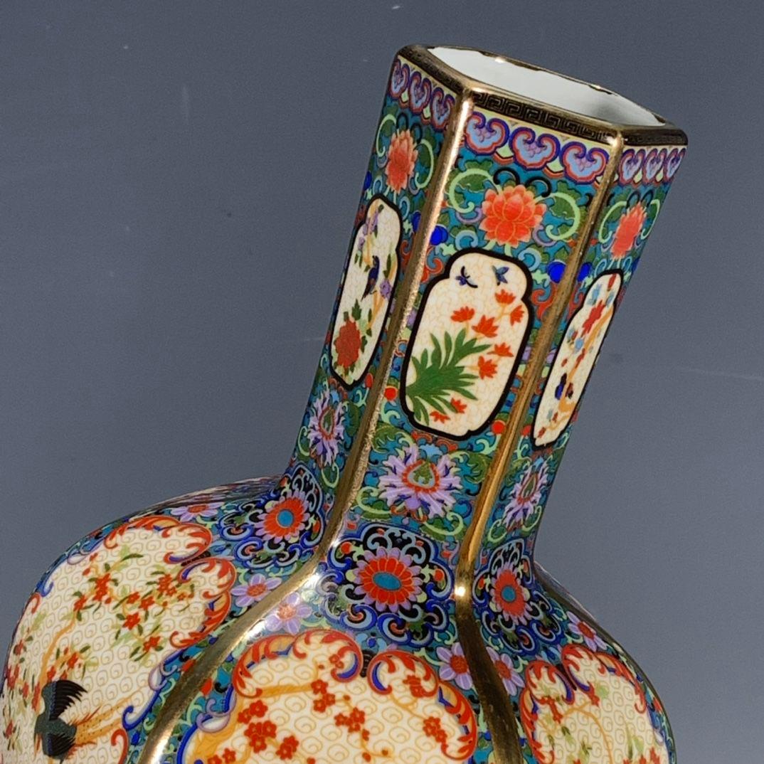 パステル蒔絵花鳥多稜天球瓶 景徳鎮 陶磁器 装飾品 工芸品 美術品 置物
