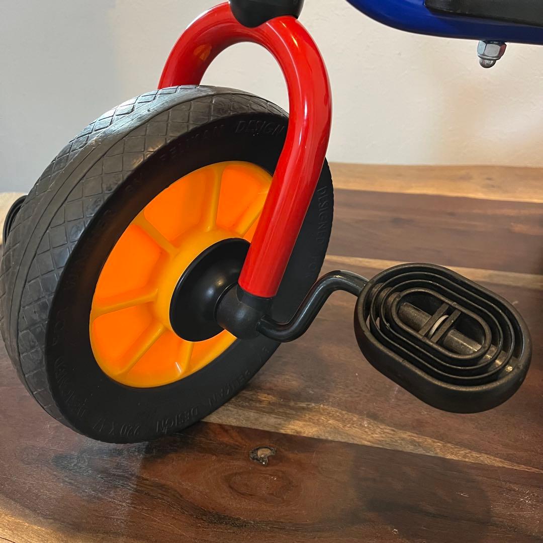 ボーネルンド ウィンザー ペリカンデザイン 三輪車 Vハンドル カラー