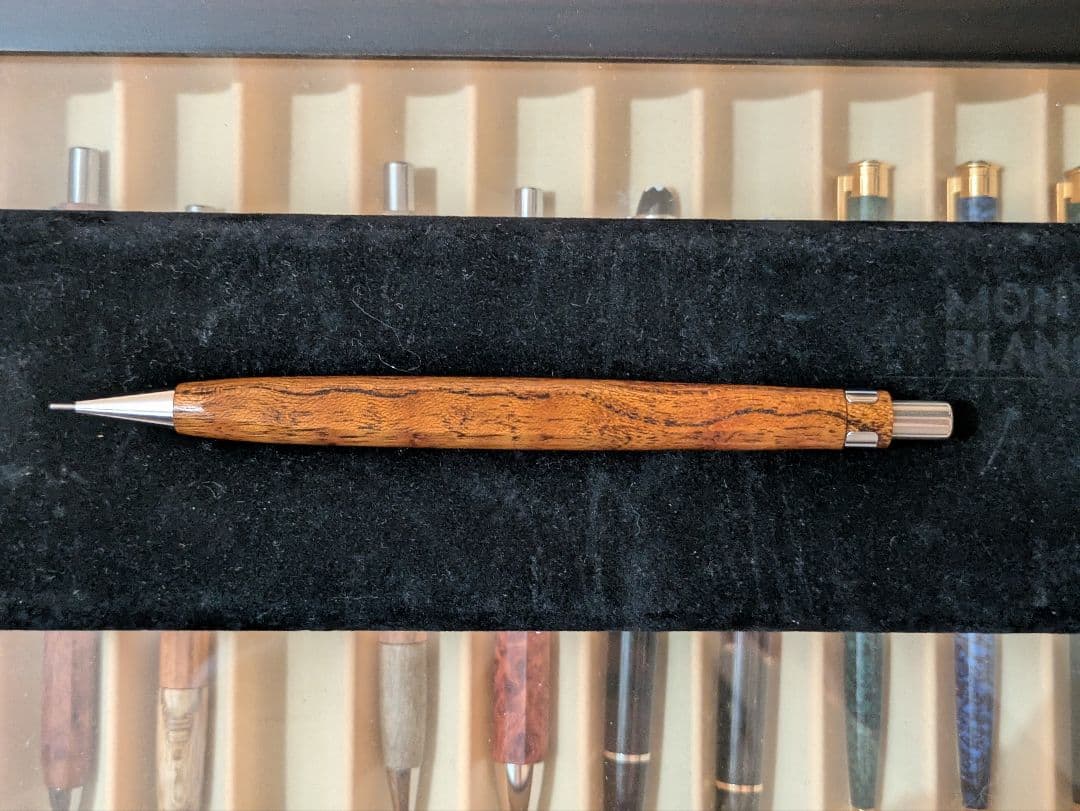 新品未使用　漆塗り　木軸シャープペン　0.5mm 野原工芸好きな方に