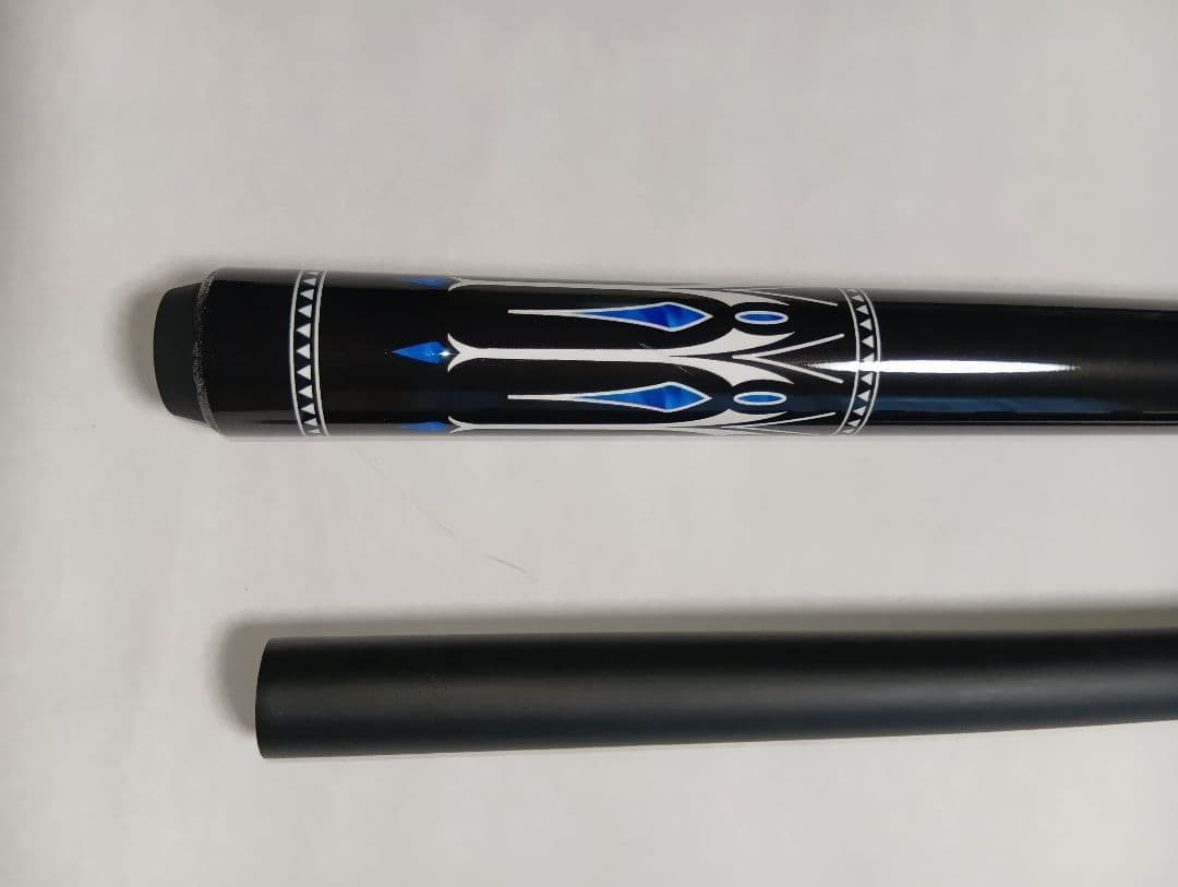 【新品】ビリヤード カーボン プレイキュー 12.6mm ラジアル