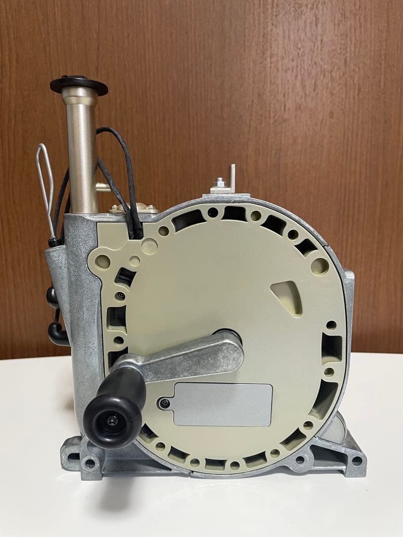 k*e様 デアゴスティーニ マツダ コスモスポーツ ロータリーエンジン 完成品